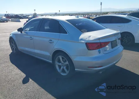 2015 Audi A3 1.8T Premium из США, поврежденный, VIN WAUACGFF0F1012715